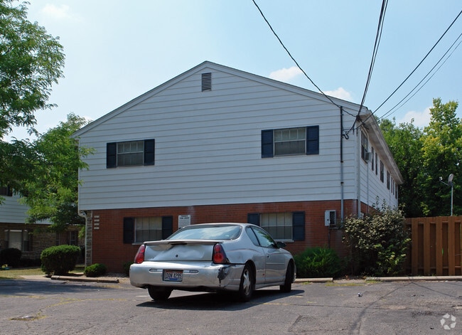 Building Photo - 3263-3287 Lakeview St