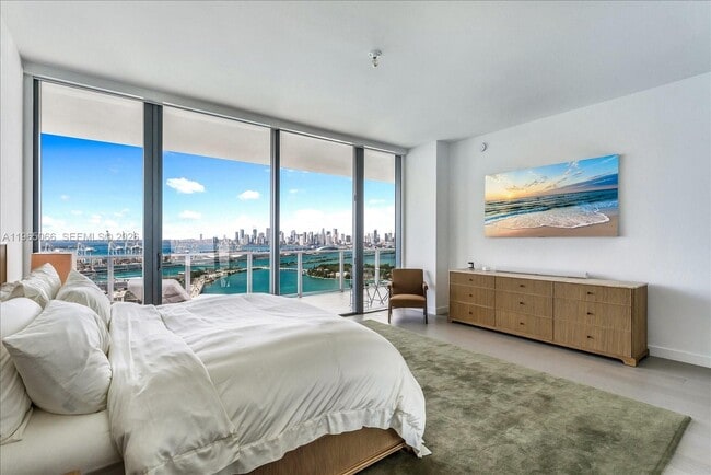 Building Photo - 501 West Ave