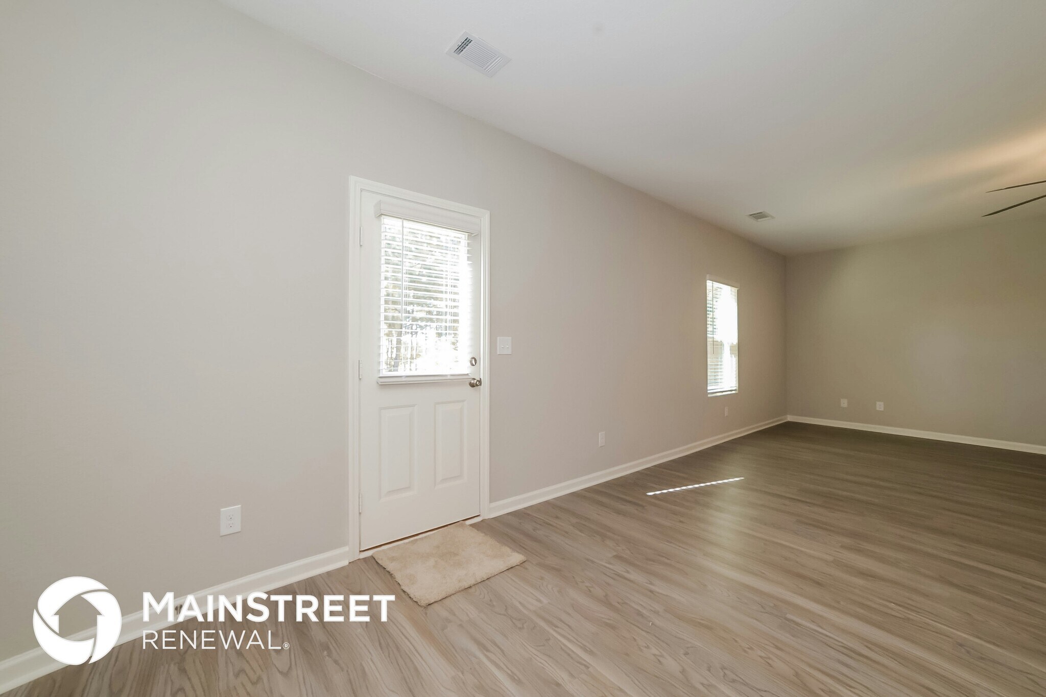 Building Photo - 521 Firethorn Ct
