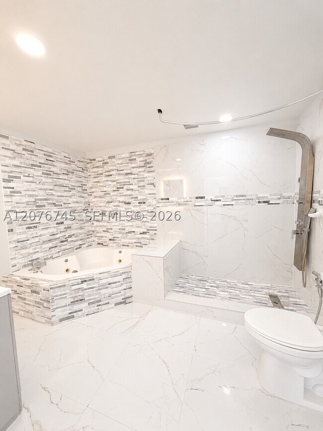 Building Photo - 3011 SW 117th Ct