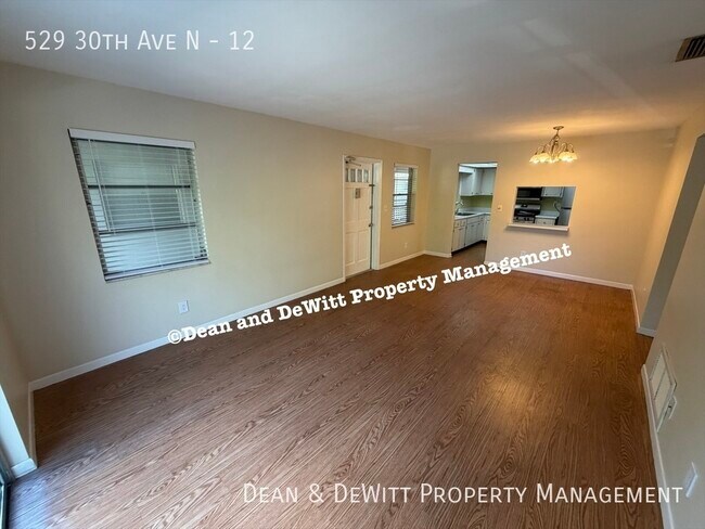 Building Photo - 529 30th Ave N