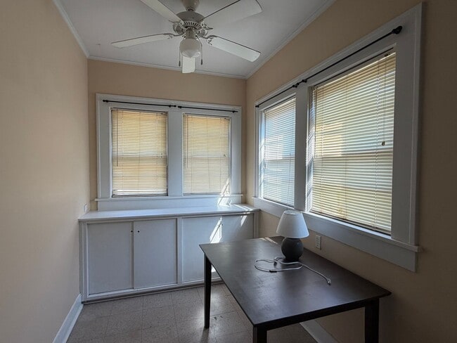 Building Photo - 3432 Broadmoor Blvd