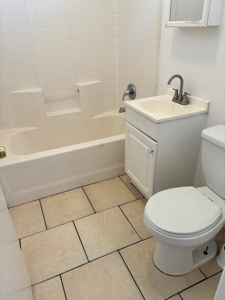 Building Photo - 1644 Cadillac Ln