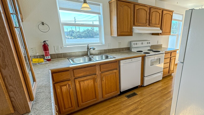 Building Photo - 1229 Sonata Lane