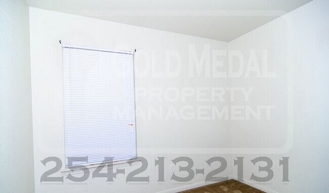 Building Photo - Copperas Cove Cutie – Smart Living Starts on W Ave E!