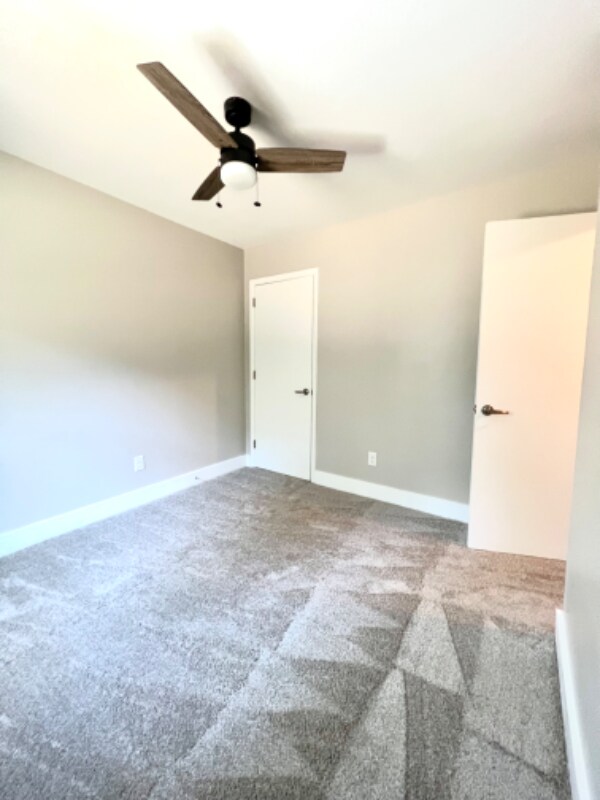 Building Photo - 8 Port W Ct