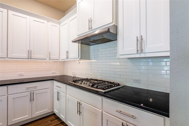 Building Photo - 31226 Shady Arbor Ln