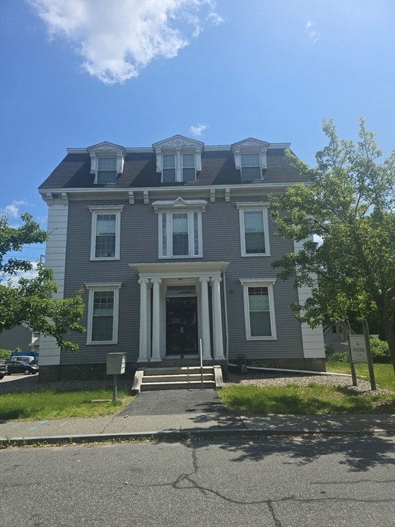 Primary Photo - 12 Walnut St