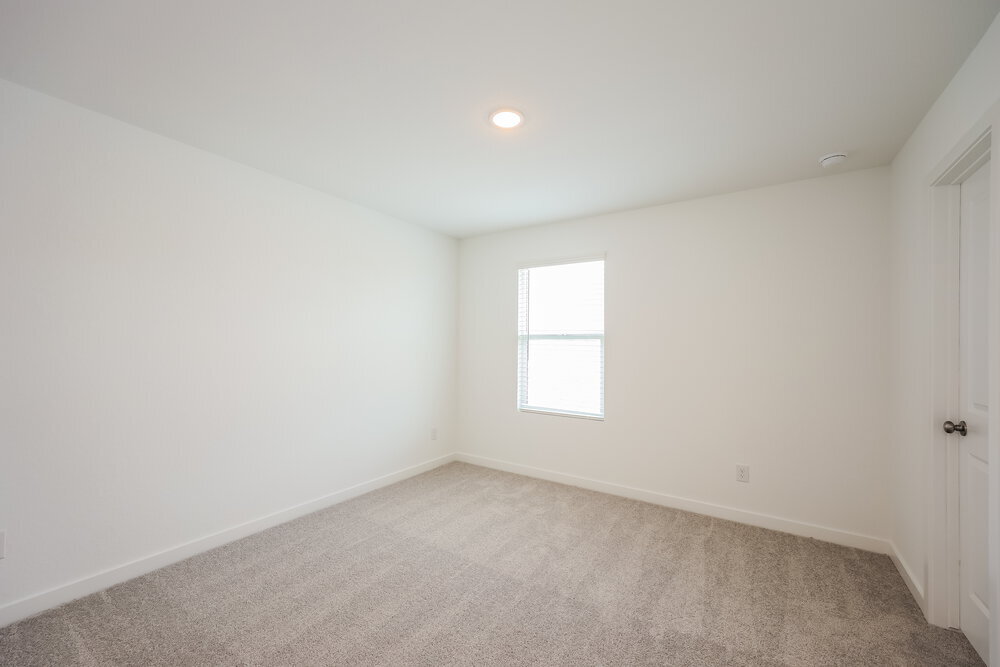 Building Photo - 15522 Crescent Pne