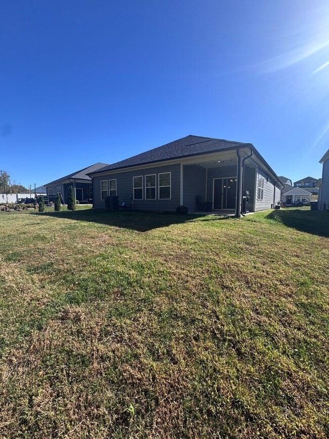Building Photo - New Home in Lebanon TN
