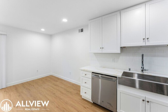 Building Photo - 16651 Tunstall Ln