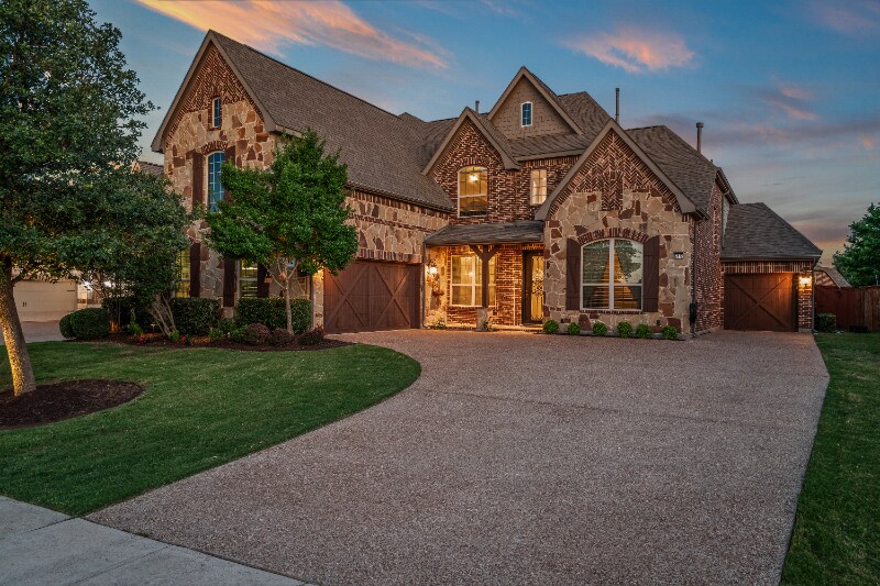 Primary Photo - 2812 Waverley Dr