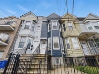 Building Photo - 121 Kearney Ave