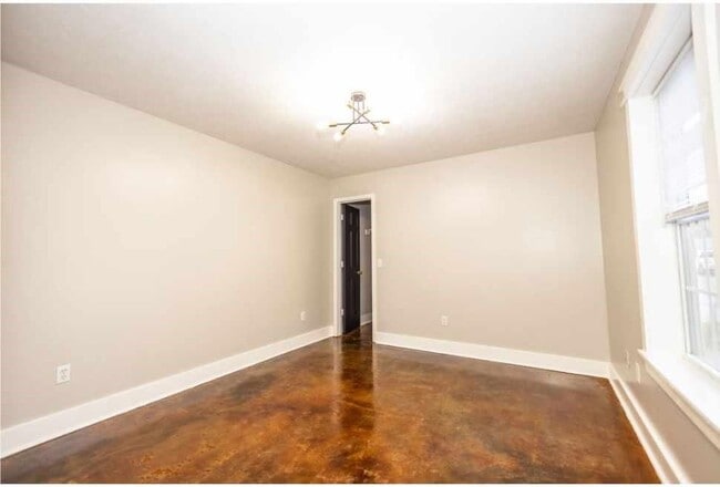 Building Photo - 106 Park Haven Dr.