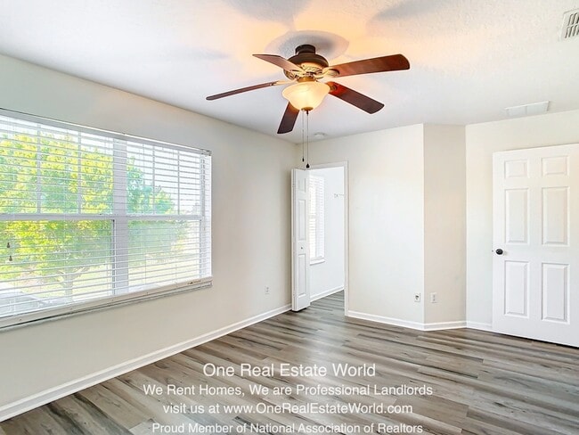 Building Photo - 9155 Hunters Mill Dr