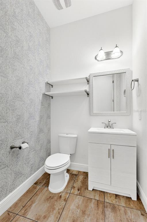 Building Photo - 8443 Karrer Ter