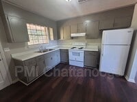 Building Photo - 583 Bandy Ln