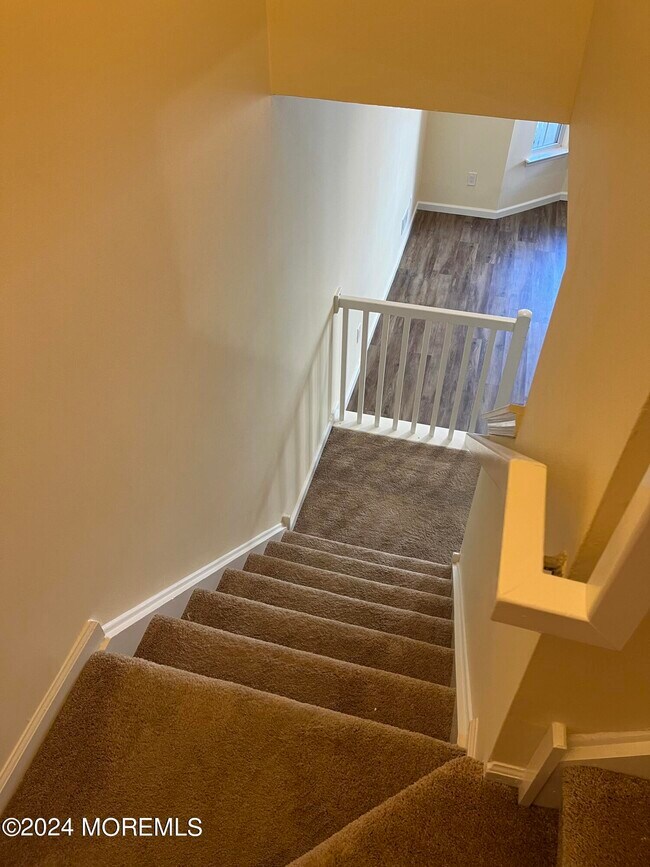 Building Photo - 156 Brookfield Dr