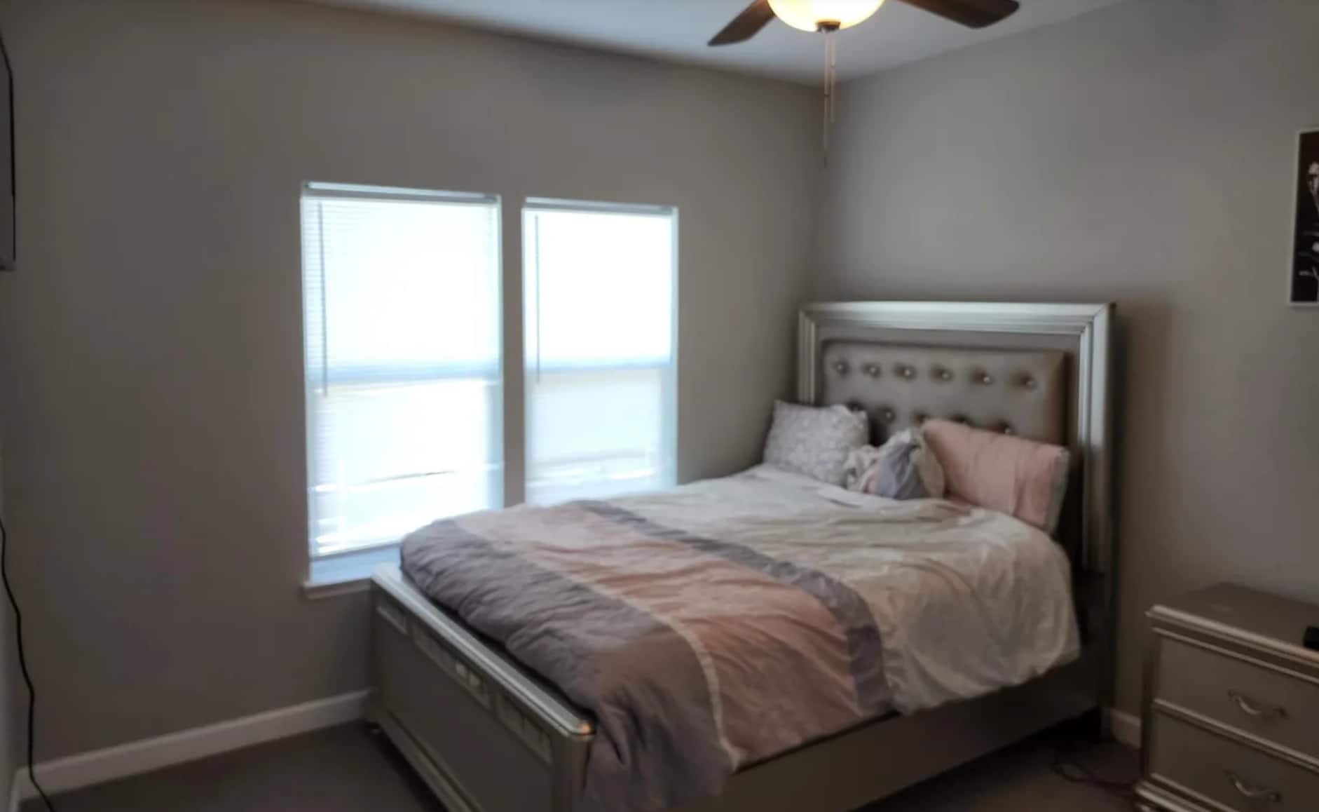 Building Photo - 2543 Lewis St