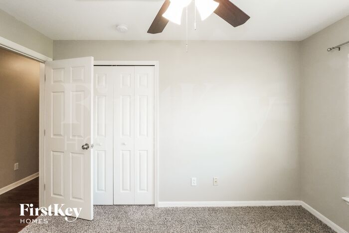 Building Photo - 505 Orsota Ct