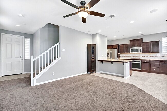 Building Photo - 1446 Sundial Way