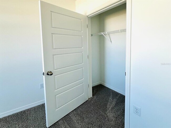 Building Photo - 1335 Tallowwood Ln