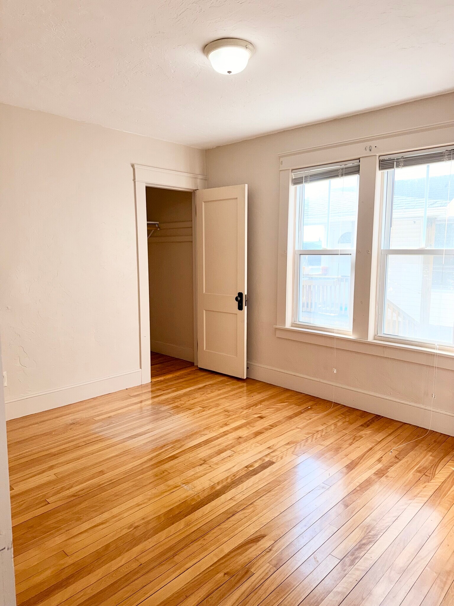 Building Photo - 52 Fairfax Rd