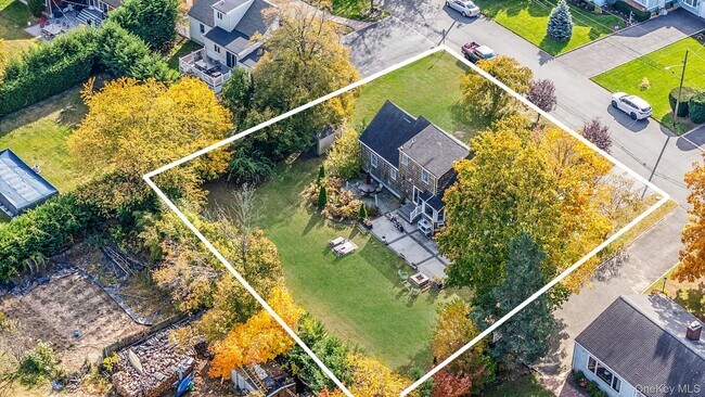 Building Photo - 50 Mole Pl