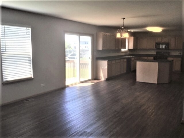 Building Photo - 216 Ridgestone Trail