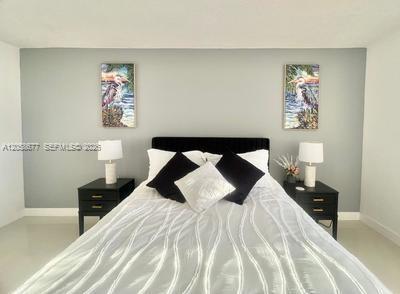 Building Photo - 2030 S Ocean Dr