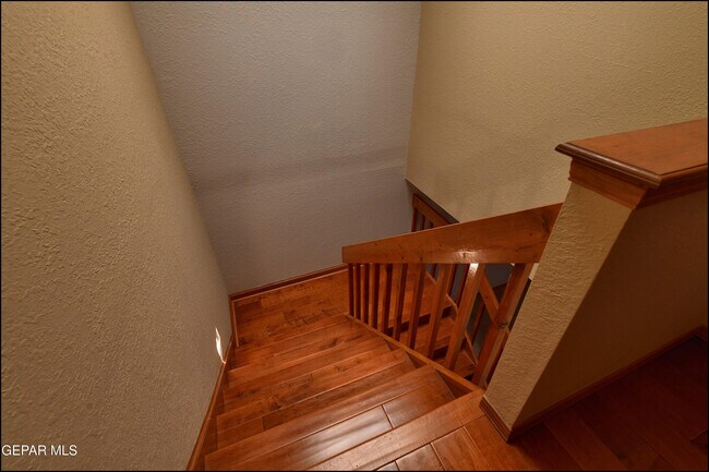 Building Photo - 710 N Resler Dr