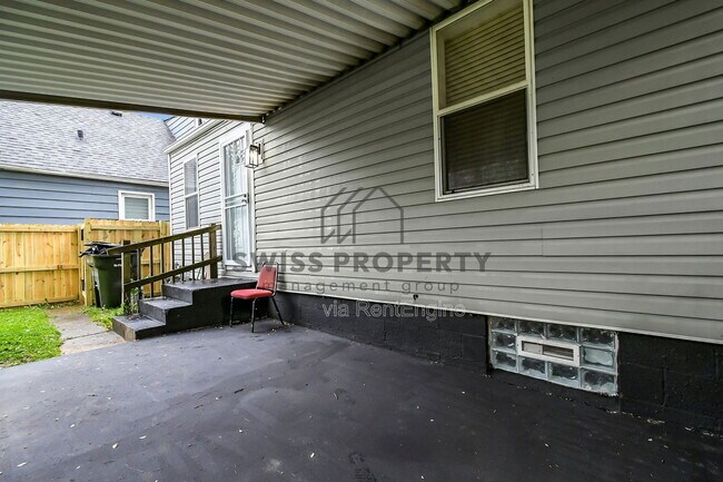 Building Photo - 960 Geers Ave
