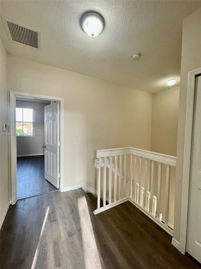 Building Photo - 24343 SW 109th Ave