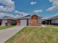 Building Photo - 3142 Boynton Dr