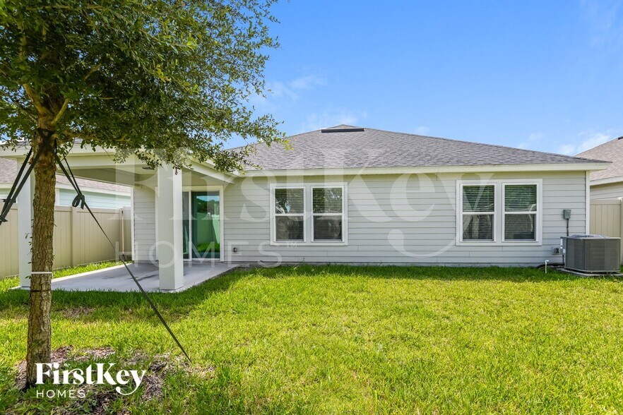 Building Photo - 12393 Sea Island Dr