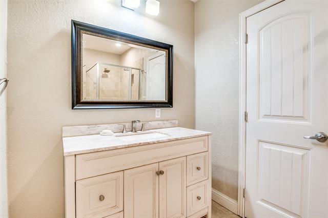 Building Photo - 811 Kidd Springs Dr
