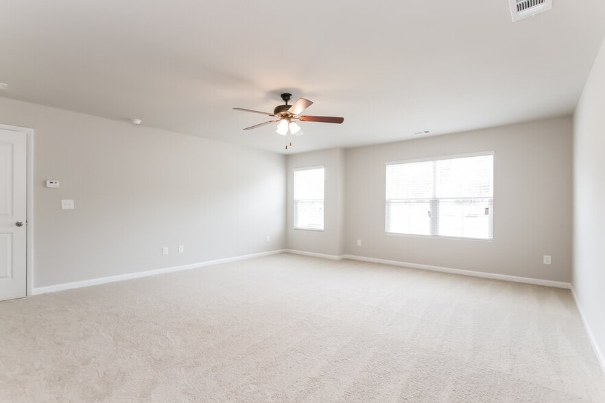 Building Photo - 146 Mcarthur Dr