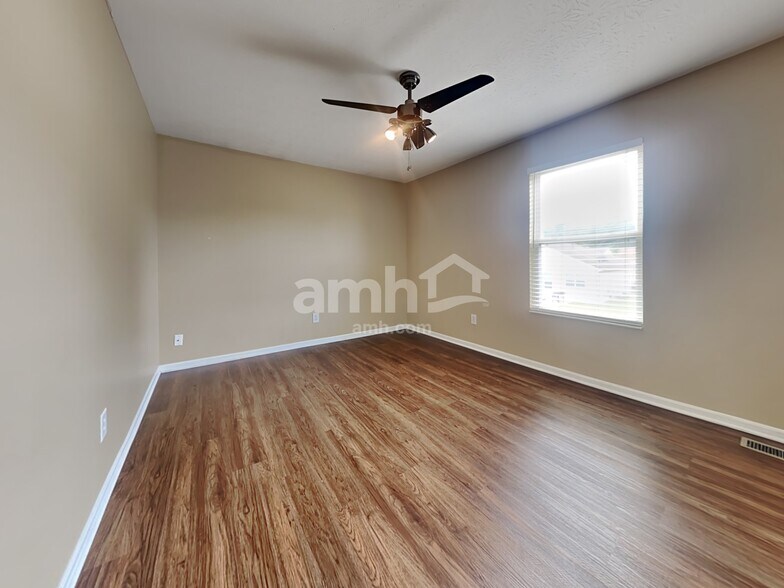 Building Photo - 1810 Wheatfield Way