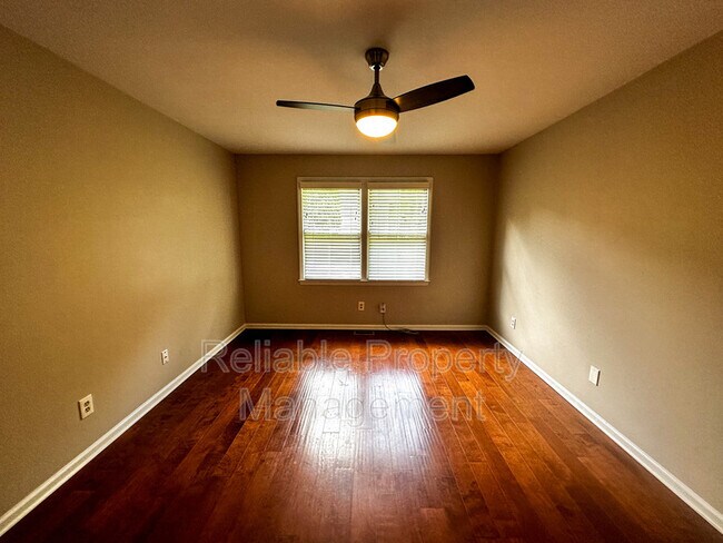 Building Photo - 5716 Grasmere Ct