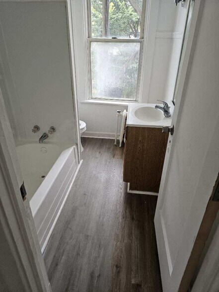 Building Photo - 2345 Derry St