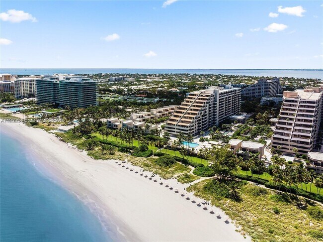 Building Photo - 151 Crandon Blvd