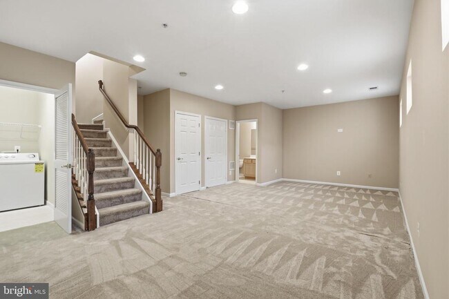 Building Photo - 4677 Red Admiral Way