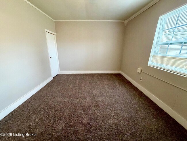 Building Photo - 1226 Naghel St