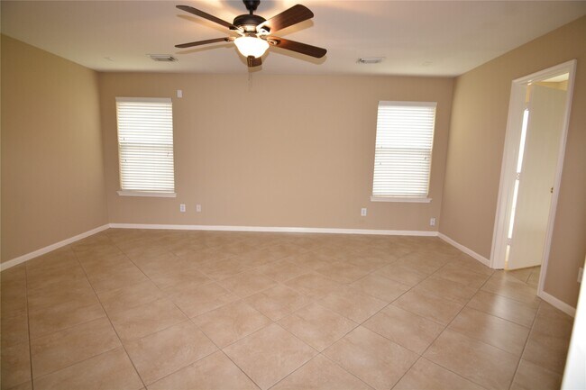 Building Photo - 3903 Brighton Springs Ln