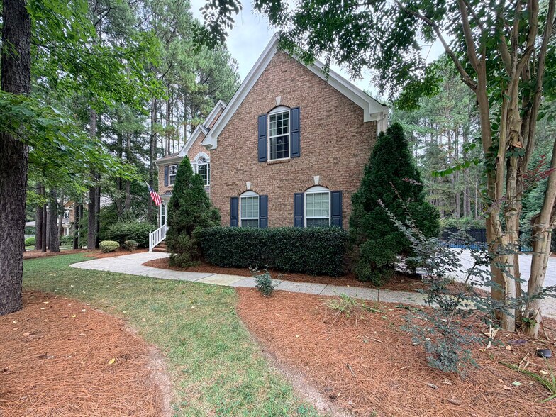 Building Photo - 5604 Pine Rock Ct
