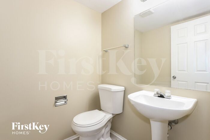 Building Photo - 454 Bluebird Dr