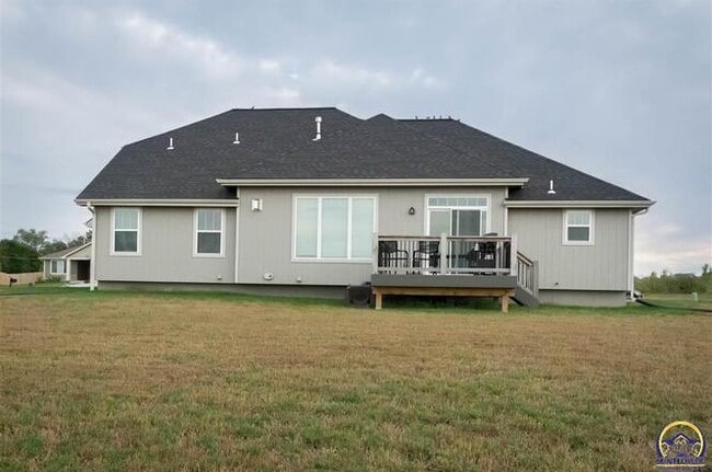 Building Photo - 7616 SW Lowell Ln