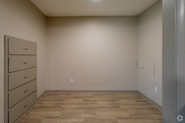 Studio - 400SF - Bedroom - Vue at Rocket City