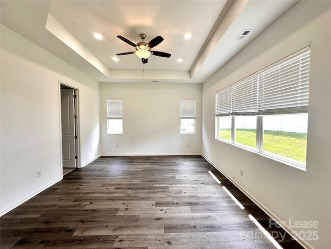 Building Photo - 4619 Kobus Ct.