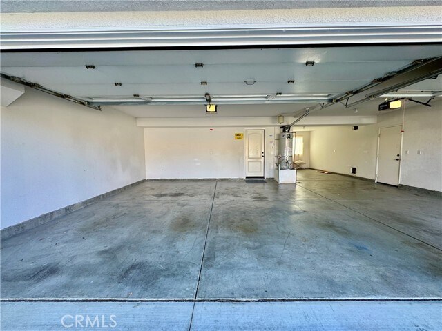 Building Photo - 16612 China Berry Ct